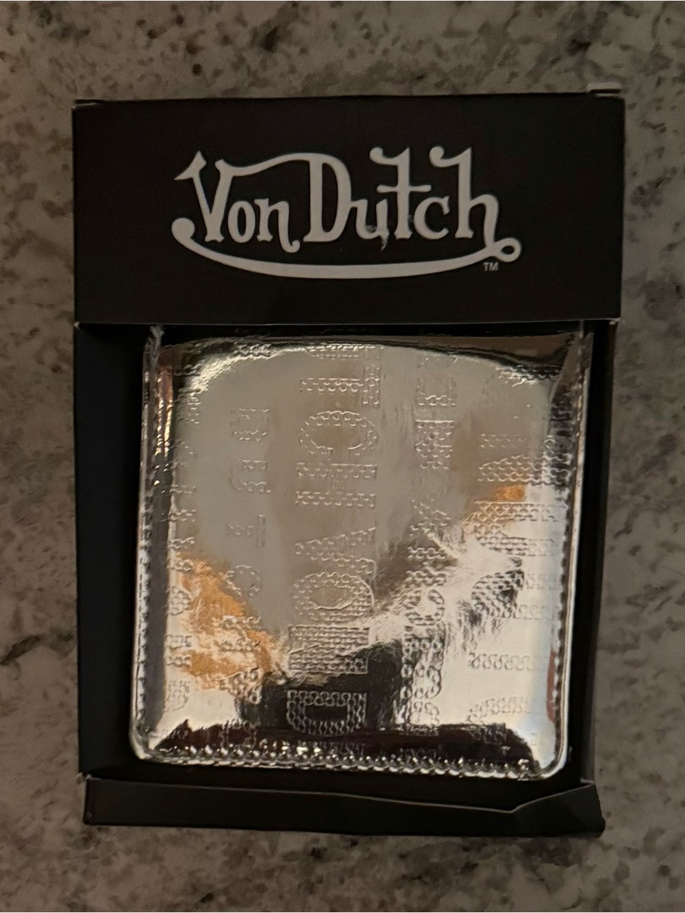 Von Dutch silver bi fold men’s wallet